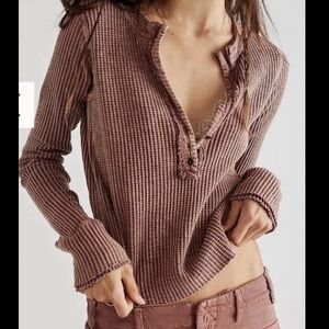 FREE PEOPLE ONE Colt Thermal Top size M